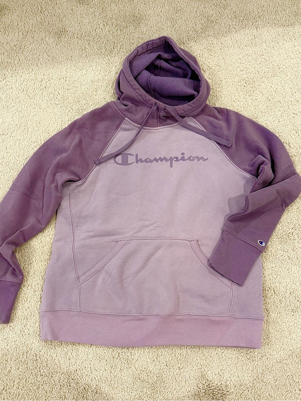 Women’s Champion Hooded Pullover Sweatshirt in Lavender Purple